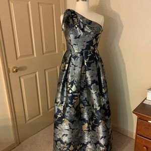 Eliza J gown. THIS SEASON! Worn once, cleaned. Elegant/black-tie/wedding guest!